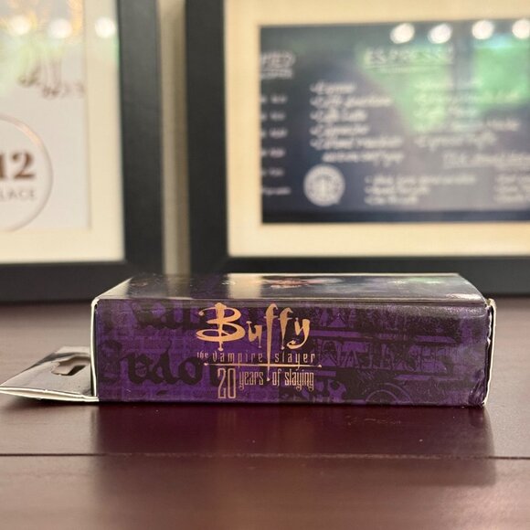 Buffy The Vampire Slayer 20 Years Of Slaying 16-Piece Magnet Set NIB - Picture 2 of 4